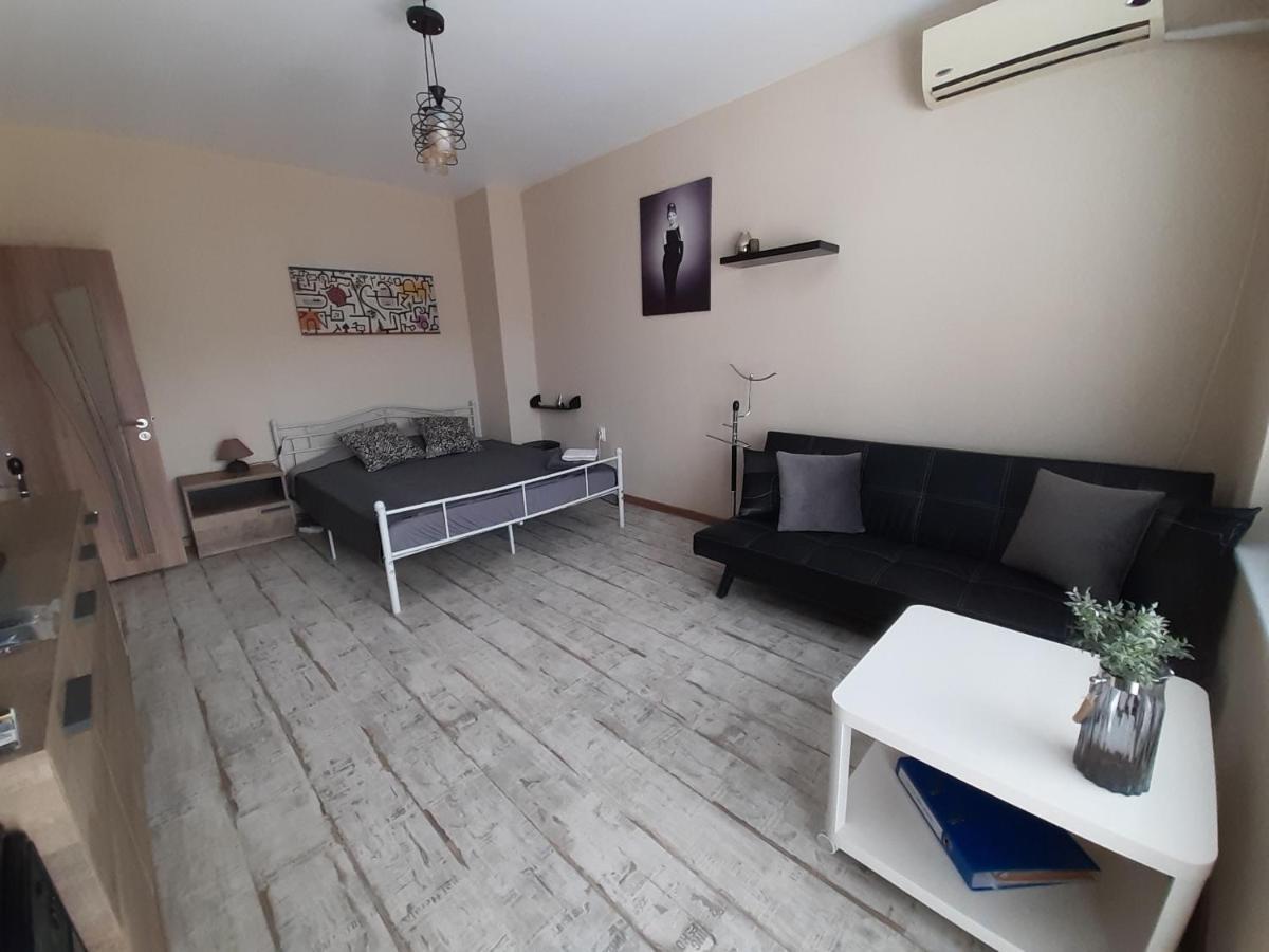 Lefterov'S Guests Suite Varna Eksteriør bilde